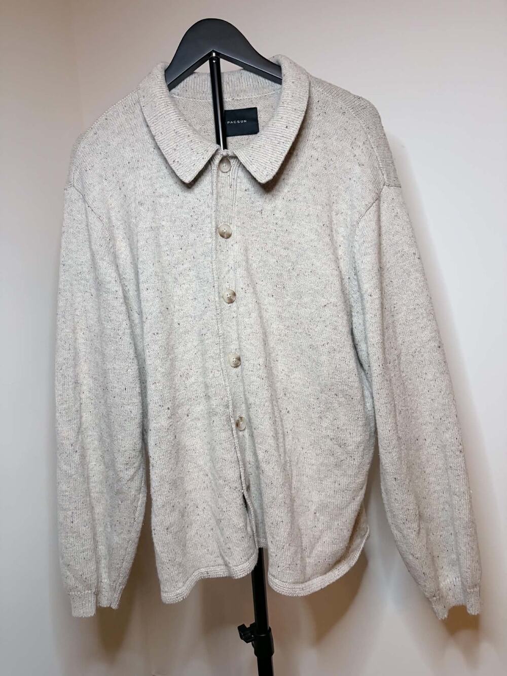 PacSun Men’s Large Oatmeal Speckled Knit Button Down Cardigan